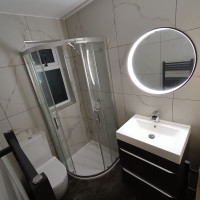 Black and white bathroom
